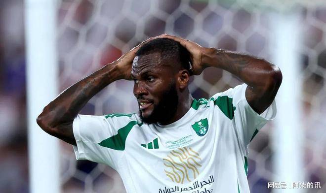 桑乔继续等待，孔塞桑放弃300万促成转会，尤文想把凯西带回意甲